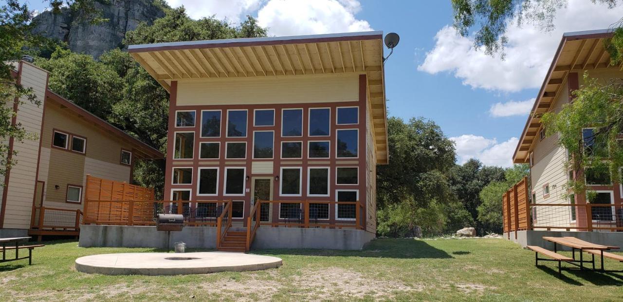 Seven Bluff Cabins Конкан Екстериор снимка