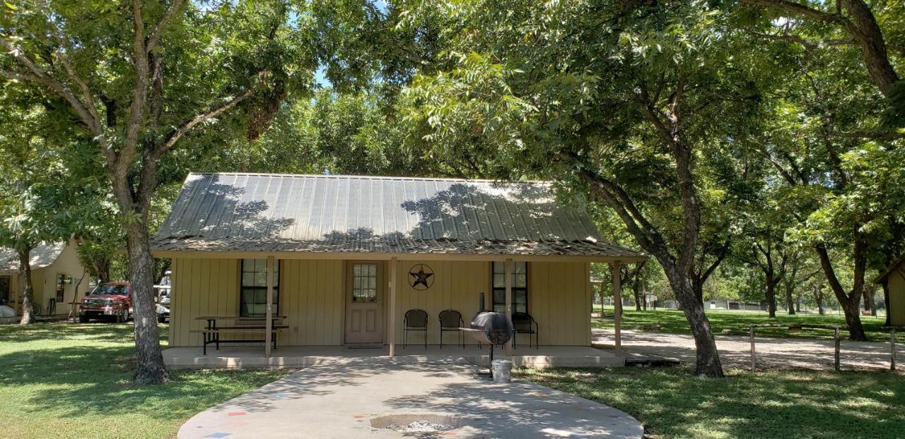 Seven Bluff Cabins Конкан Екстериор снимка